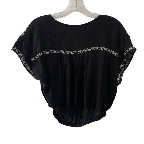 FREE PEOPLE WOMENS SIZE XS SHORT SLEEVES EMBROIDERED LUCA WOVEN CROP TOP SHIRT - Picture 4 of 9
